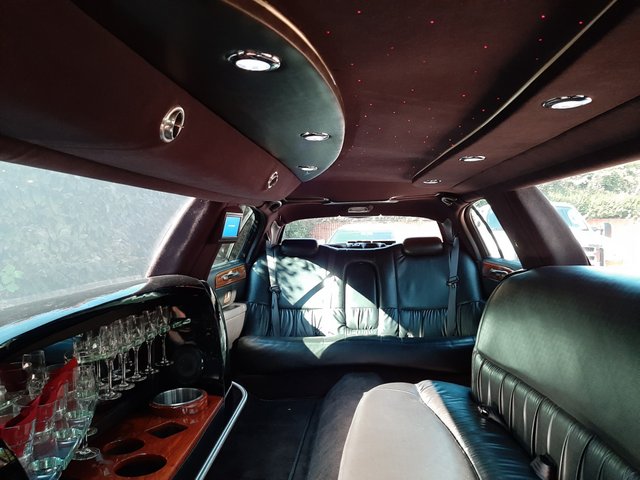 Ford Excursion | The Stretch Limo Company gallery image 10