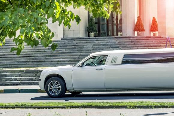 Limo hire company in Surrey. About The Stretch Limo Company.